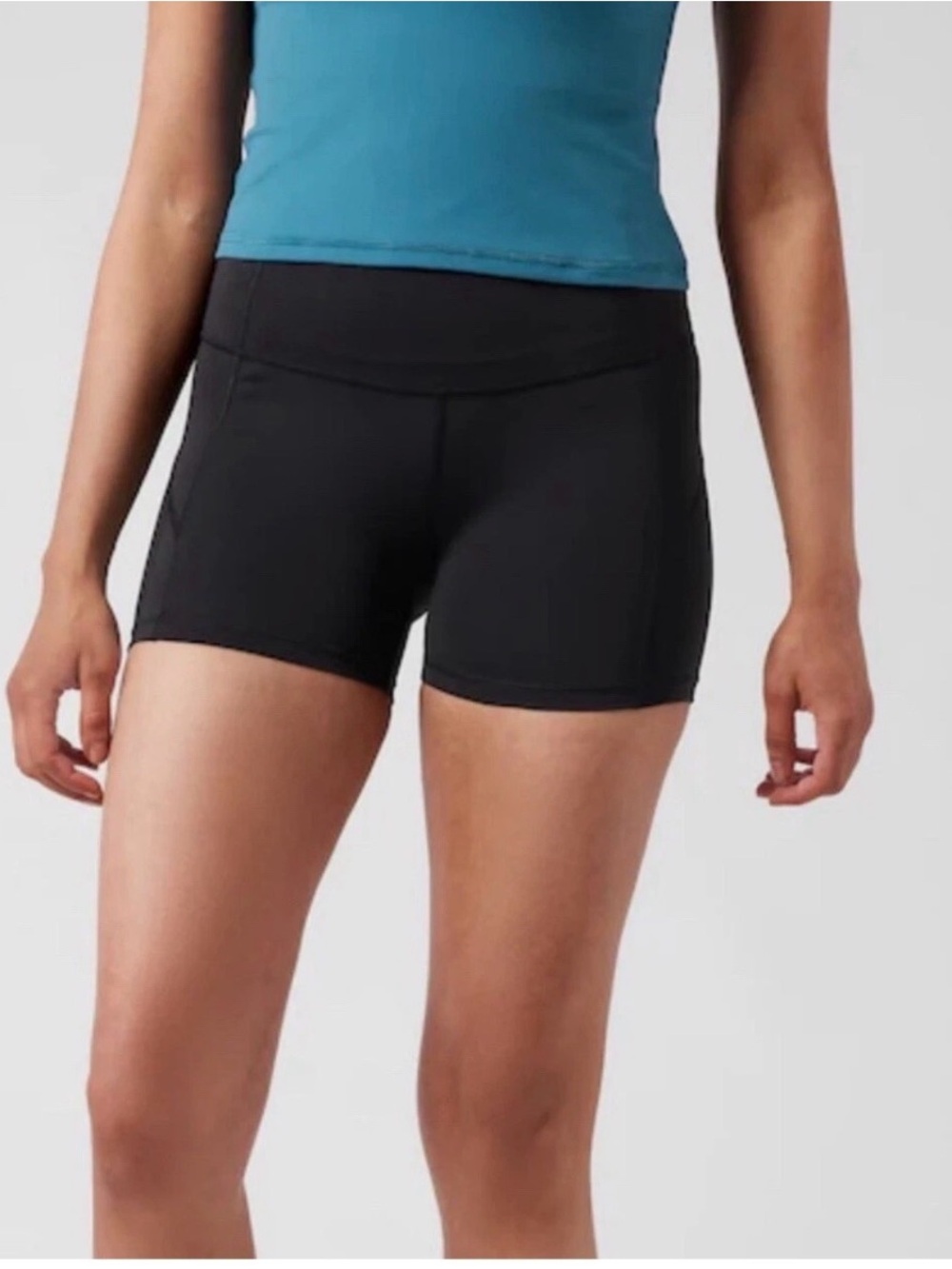 Athleta ultimate shortie bike shorts